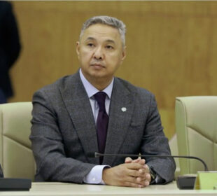 Перуашев опроверг, что плакал по Назарбаеву